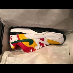 Supreme Nike Cross Trainer Low